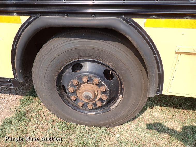 image for item DN1877 1997 Blue Bird TC2000  school bus