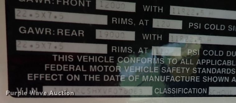 image for item DN1877 1997 Blue Bird TC2000  school bus