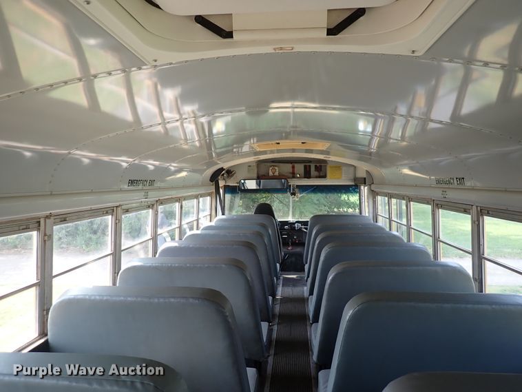 image for item DN1881 1995 International 3800  school bus