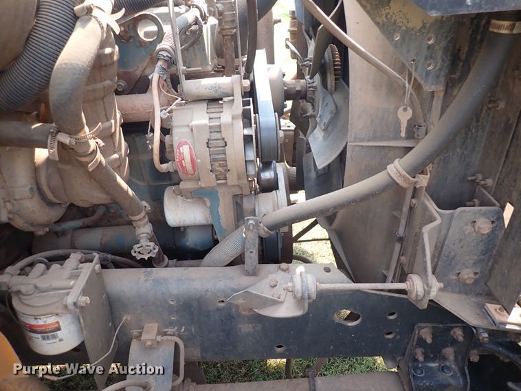 image for item DN1881 1995 International 3800  school bus