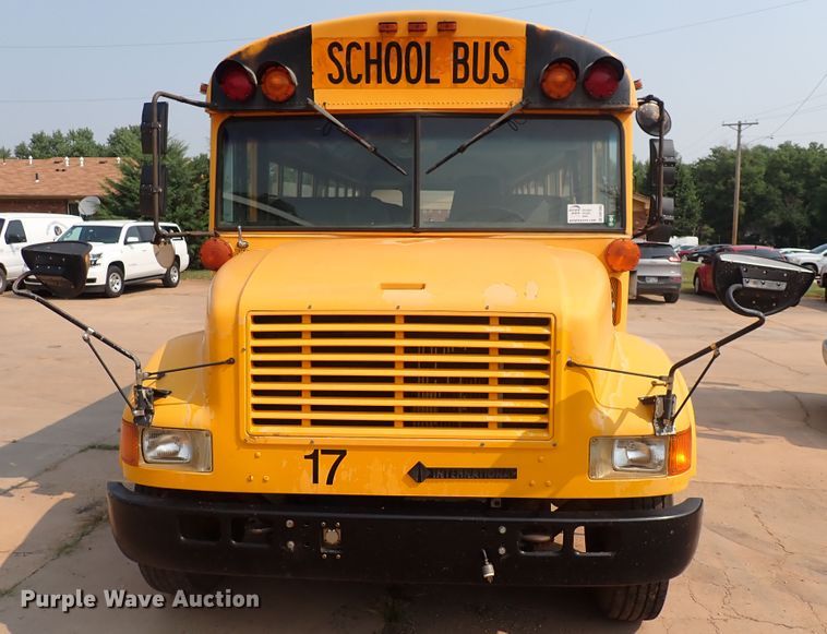 image for item DN1882 1996 International 3800  school bus