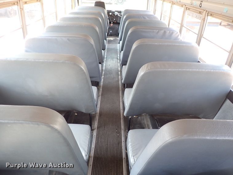 image for item DN1882 1996 International 3800  school bus