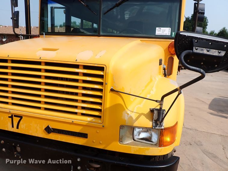 image for item DN1882 1996 International 3800  school bus