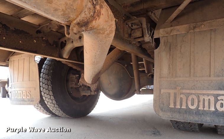 image for item DN1882 1996 International 3800  school bus