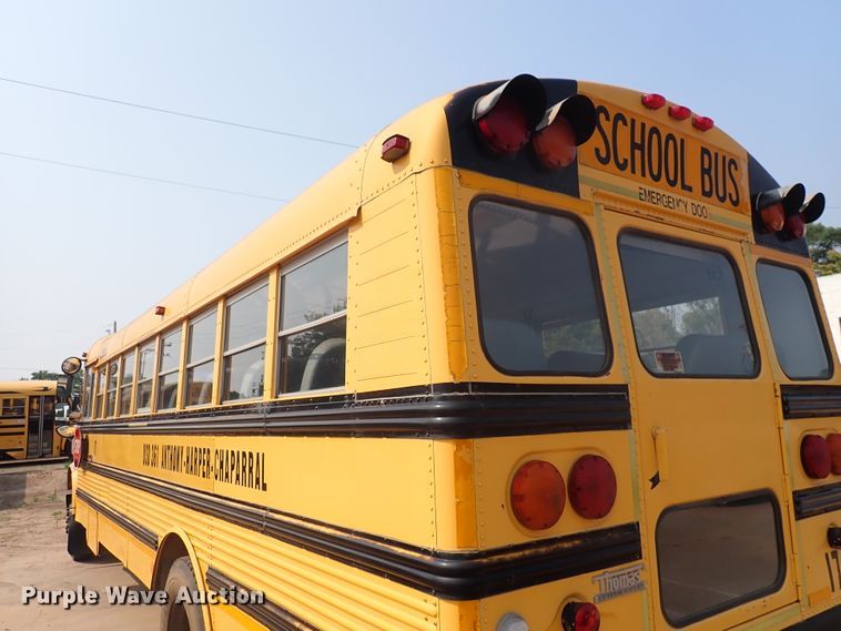 image for item DN1882 1996 International 3800  school bus