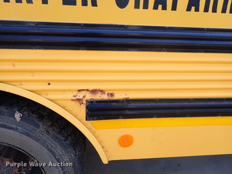 image for item DN1882 1996 International 3800  school bus