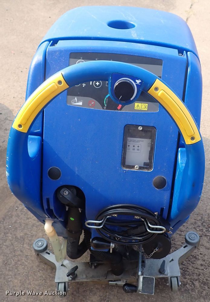 image for item DN1883 (3) floor cleaners