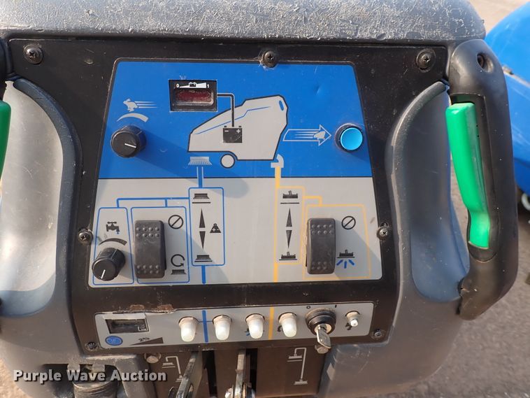 image for item DN1883 (3) floor cleaners