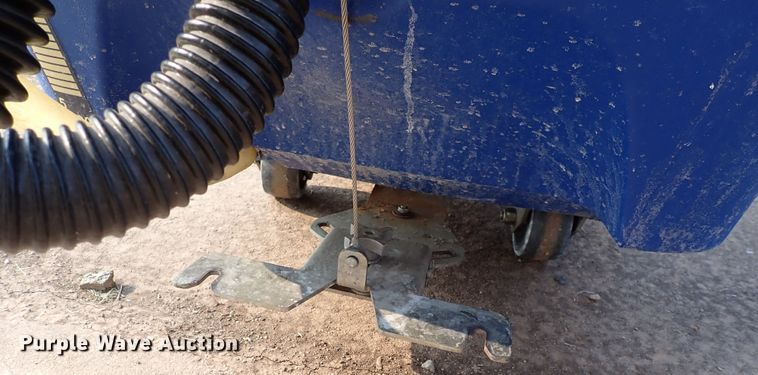 image for item DN1883 (3) floor cleaners