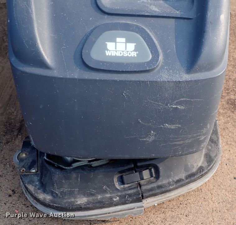 image for item DN1883 (3) floor cleaners