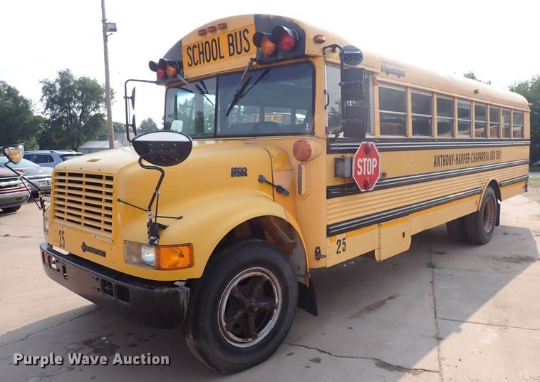 image for item DN1885 1995 International 3800  school bus