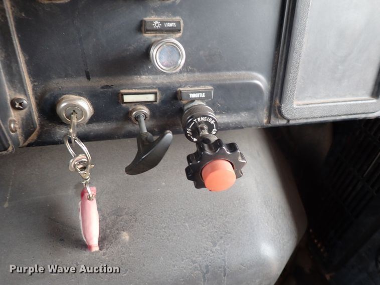 image for item DN1885 1995 International 3800  school bus