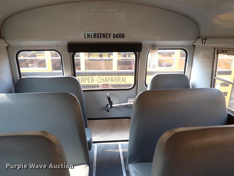 image for item DN1885 1995 International 3800  school bus