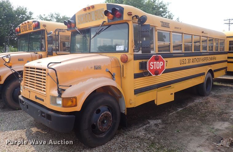 image for item DN1886 1997 International 3800  school bus