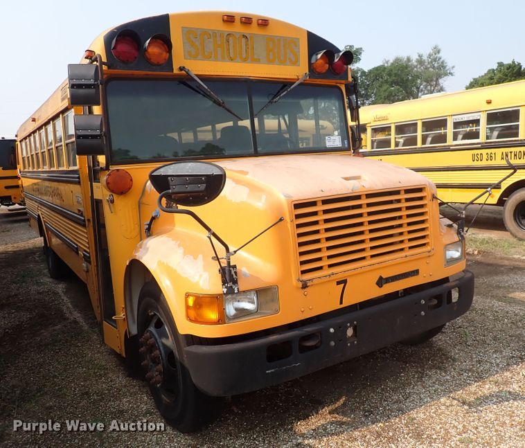 image for item DN1886 1997 International 3800  school bus