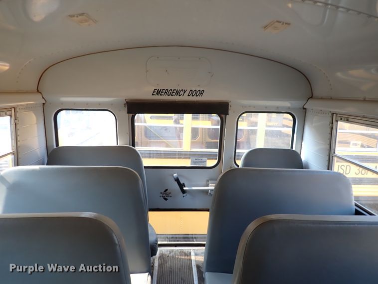 image for item DN1886 1997 International 3800  school bus