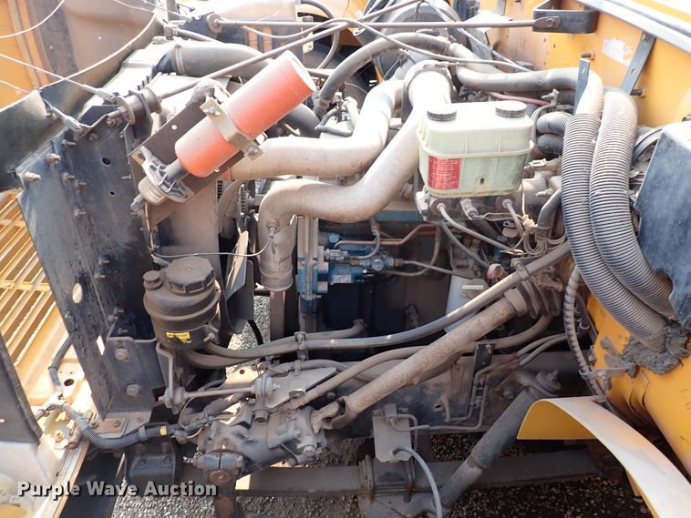 image for item DN1886 1997 International 3800  school bus