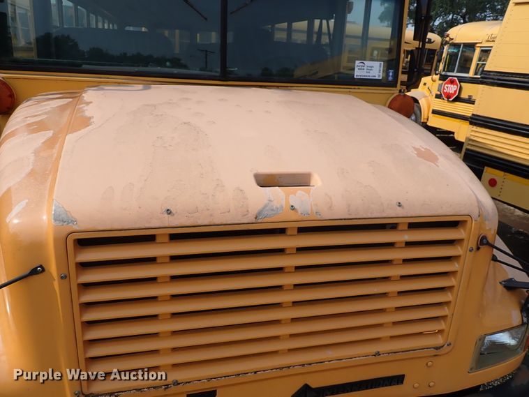 image for item DN1886 1997 International 3800  school bus