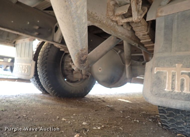 image for item DN1886 1997 International 3800  school bus