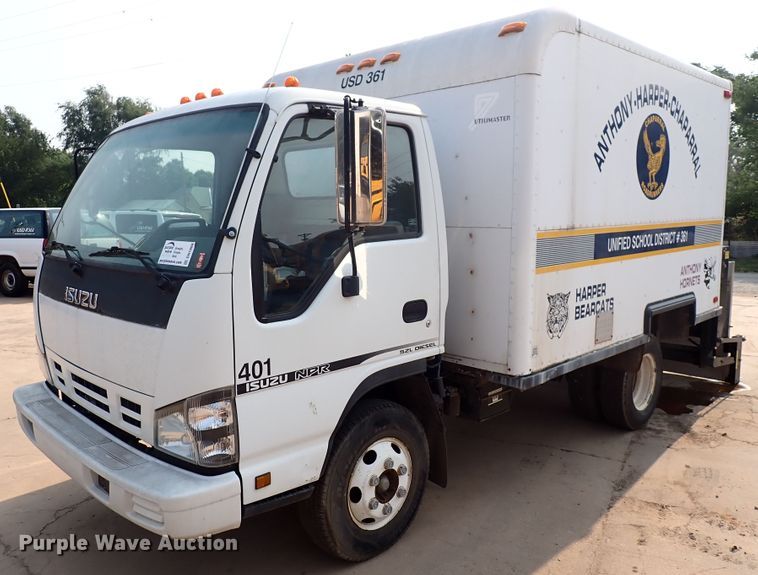 image for item DN1888 2006 Isuzu NPR  box truck