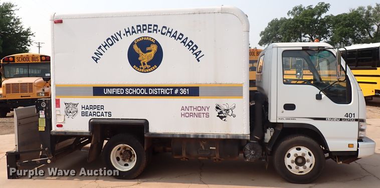 image for item DN1888 2006 Isuzu NPR  box truck