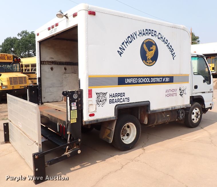 image for item DN1888 2006 Isuzu NPR  box truck