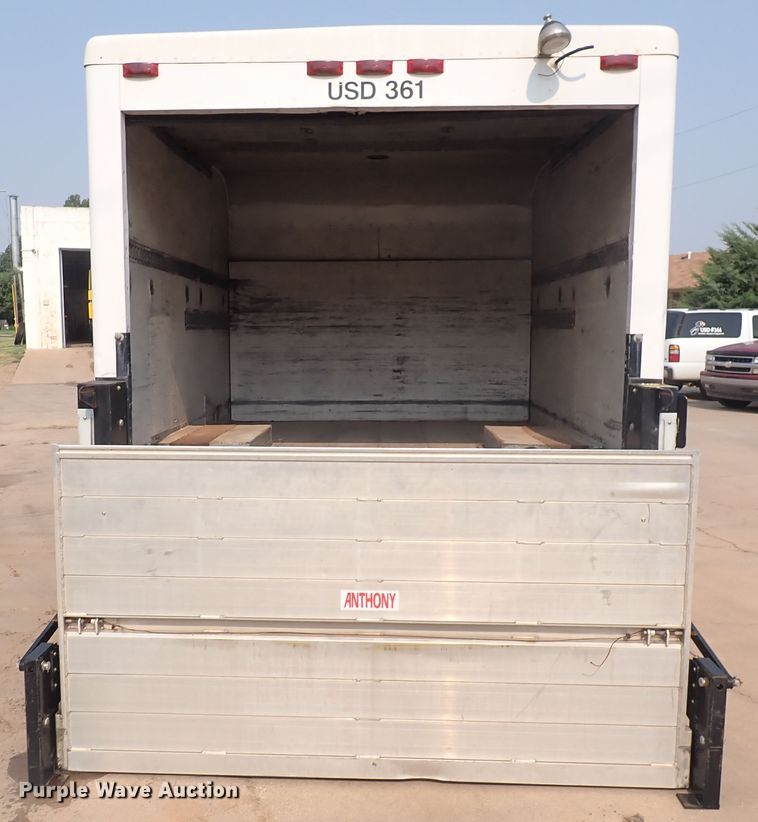 image for item DN1888 2006 Isuzu NPR  box truck