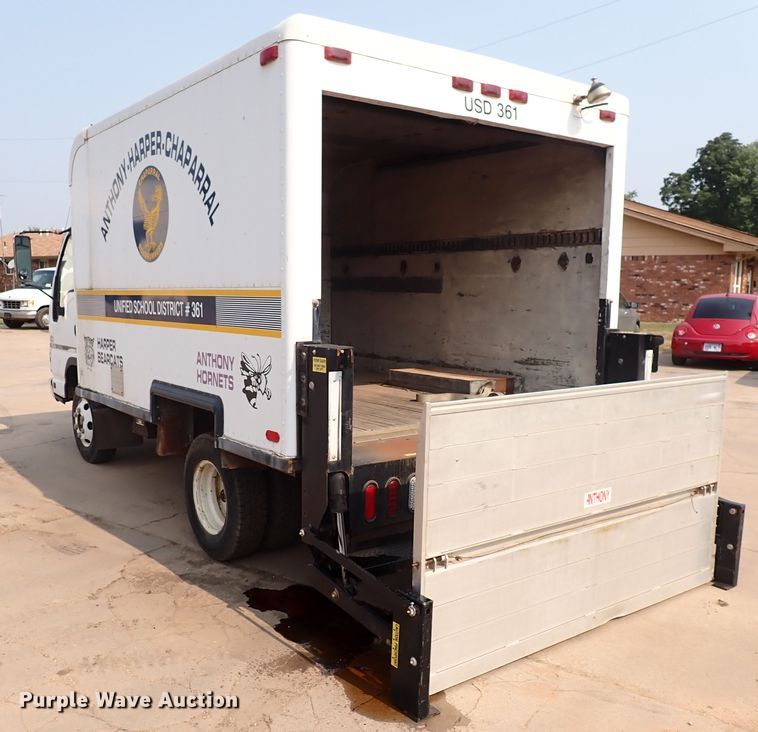 image for item DN1888 2006 Isuzu NPR  box truck