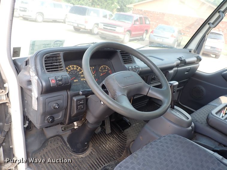 image for item DN1888 2006 Isuzu NPR  box truck