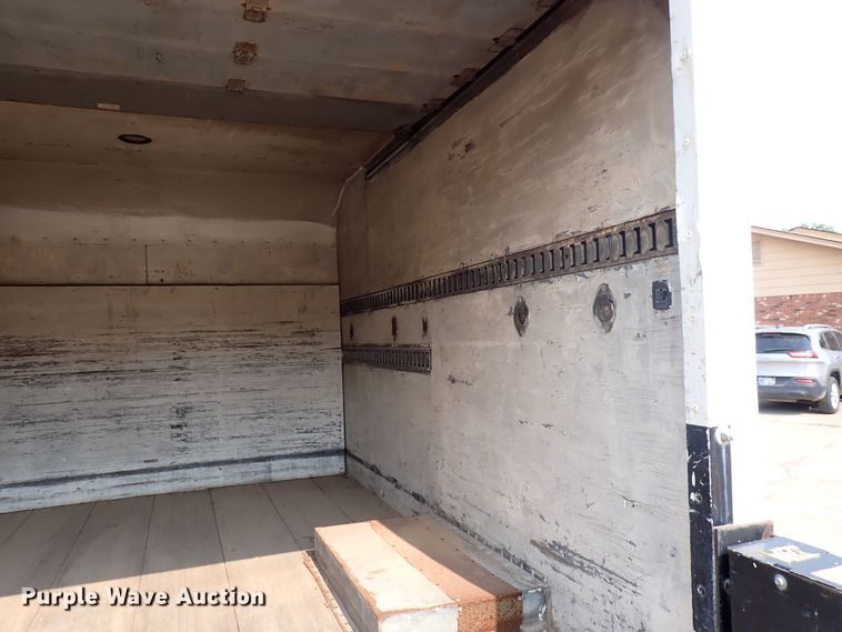 image for item DN1888 2006 Isuzu NPR  box truck