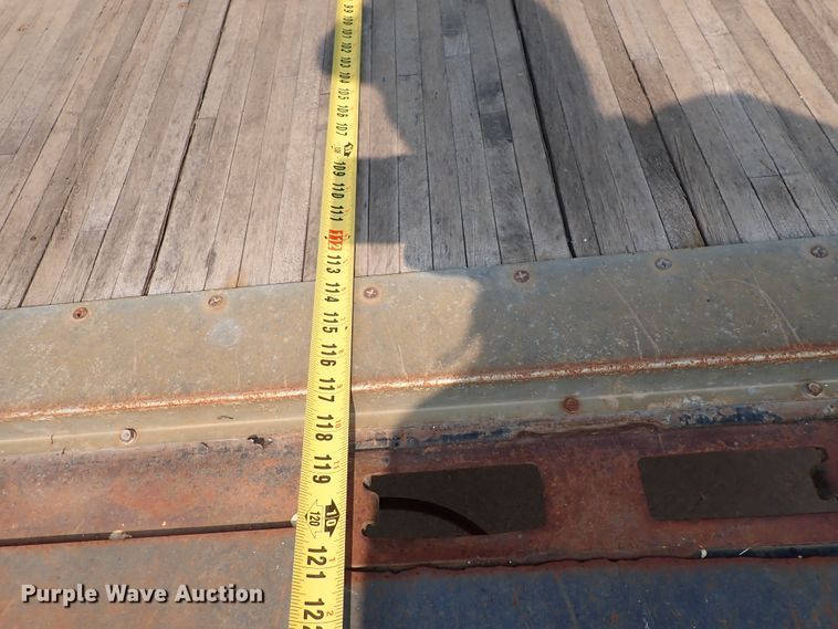 image for item DN1888 2006 Isuzu NPR  box truck