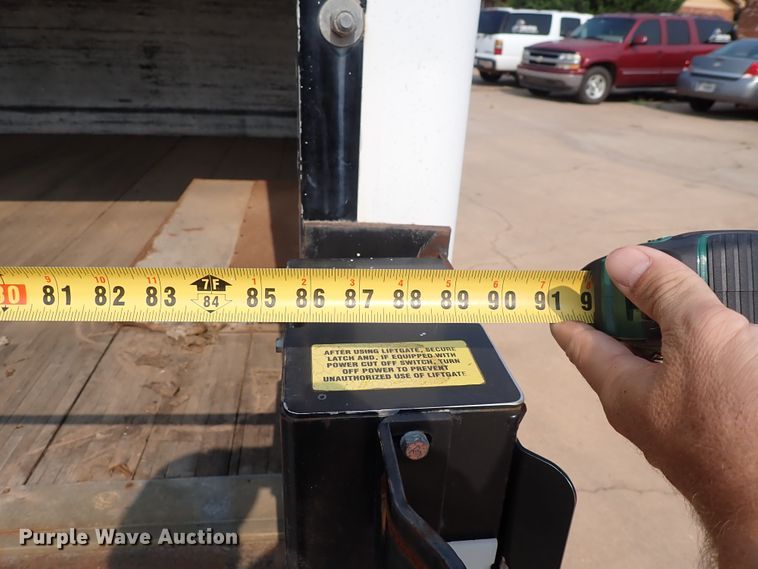 image for item DN1888 2006 Isuzu NPR  box truck