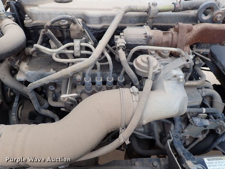 image for item DN1888 2006 Isuzu NPR  box truck