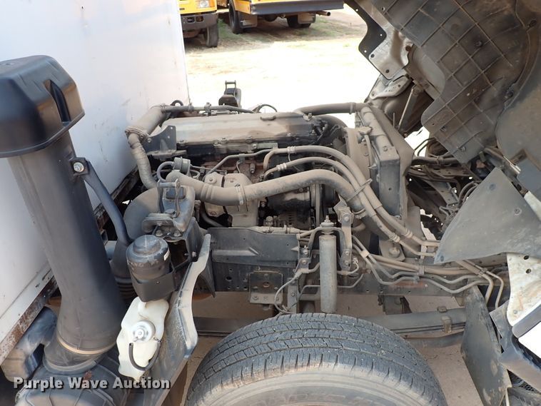 image for item DN1888 2006 Isuzu NPR  box truck