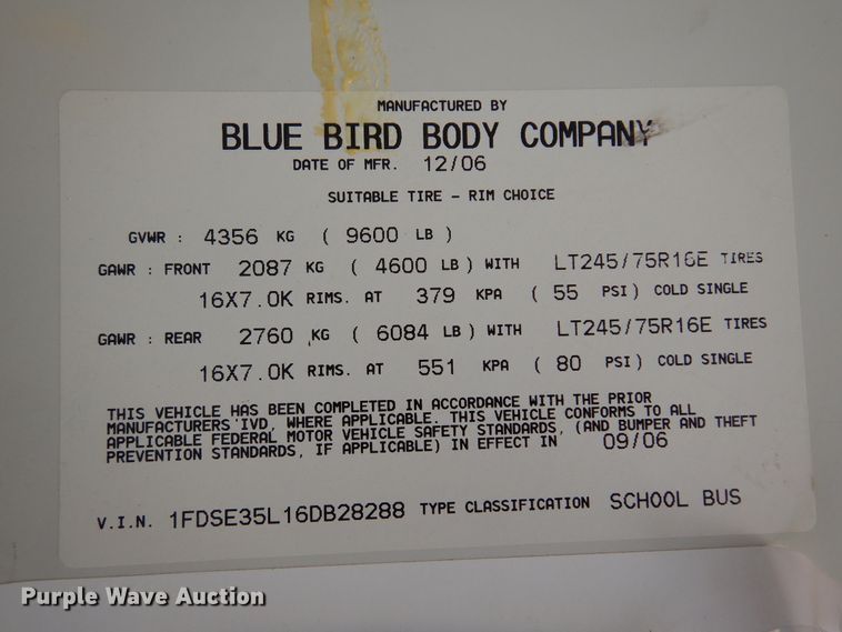 image for item DN1914 2006 Ford E350 Super Duty  school bus