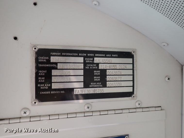 image for item DN1917 2005 Blue Bird All American  school bus