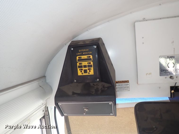 image for item DN1917 2005 Blue Bird All American  school bus