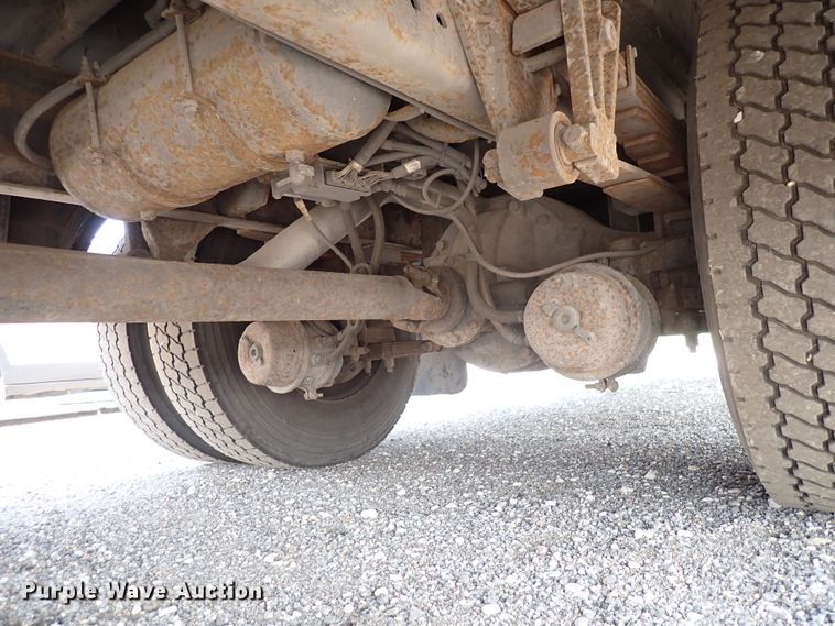 image for item DN1917 2005 Blue Bird All American  school bus