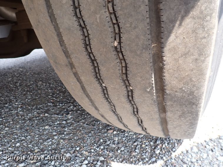 image for item DN1917 2005 Blue Bird All American  school bus