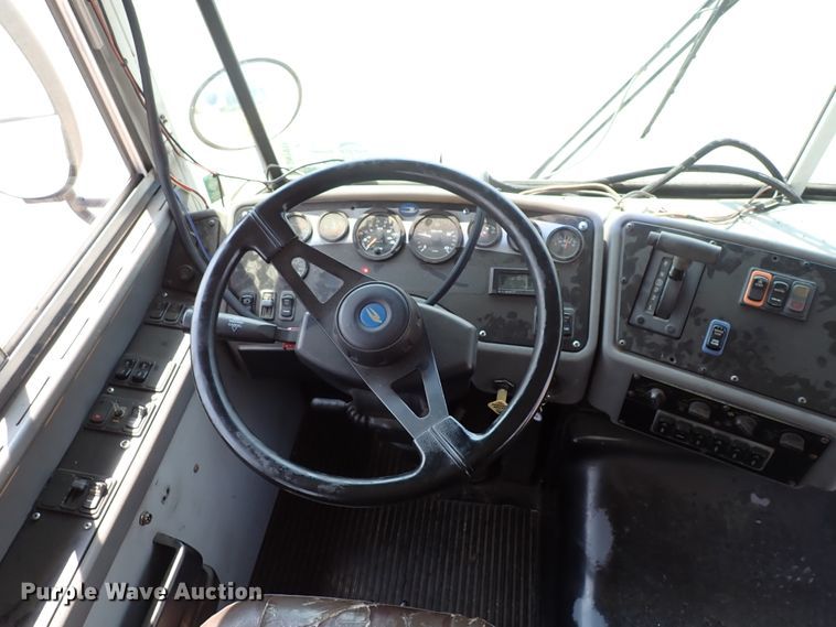 image for item DN1919 2005 Blue Bird All American  school bus