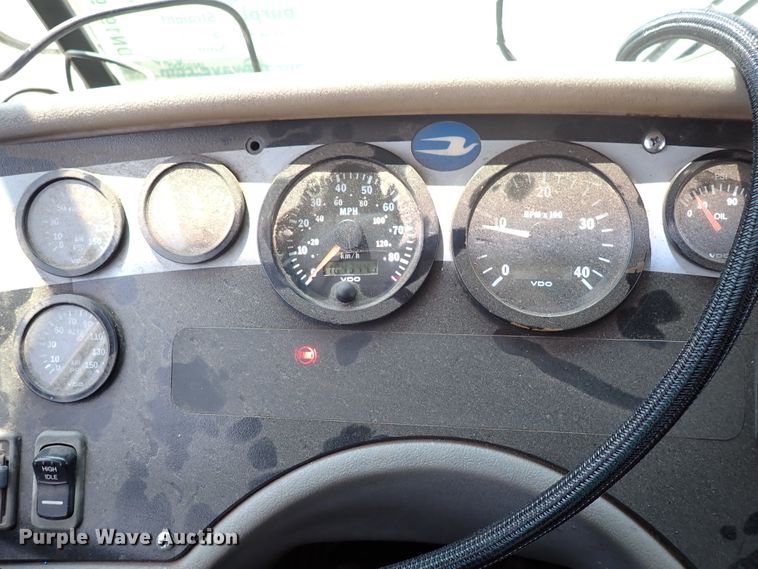 image for item DN1919 2005 Blue Bird All American  school bus