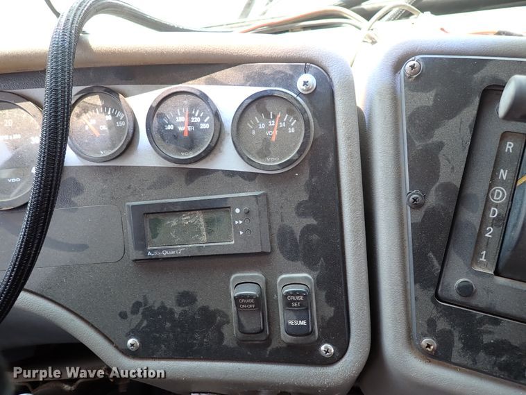 image for item DN1919 2005 Blue Bird All American  school bus