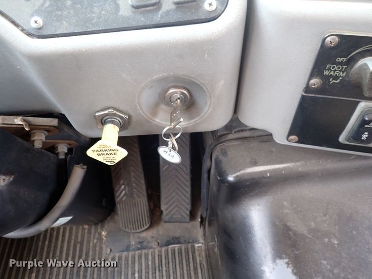 image for item DN1919 2005 Blue Bird All American  school bus