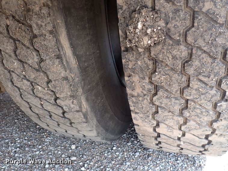 image for item DN1919 2005 Blue Bird All American  school bus