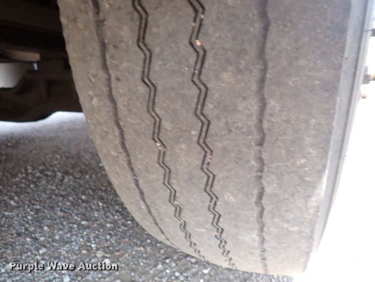 image for item DN1919 2005 Blue Bird All American  school bus