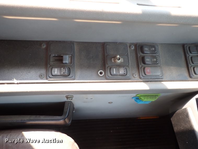 image for item DN1921 2005 Blue Bird All American  school bus