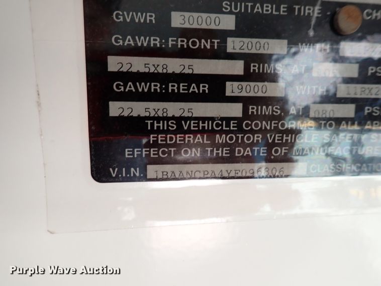 image for item DN1922 2000 Blue Bird TC2000  school bus