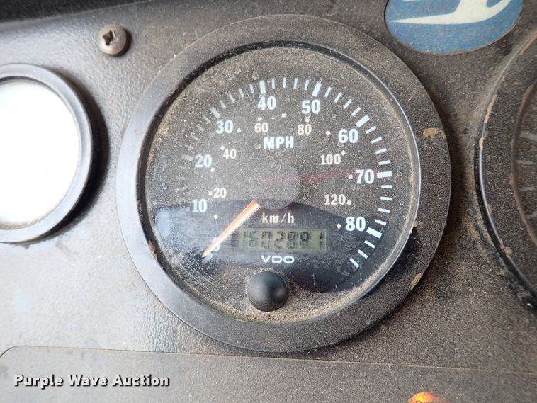 image for item DN1922 2000 Blue Bird TC2000  school bus