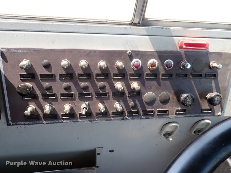 image for item DN1922 2000 Blue Bird TC2000  school bus