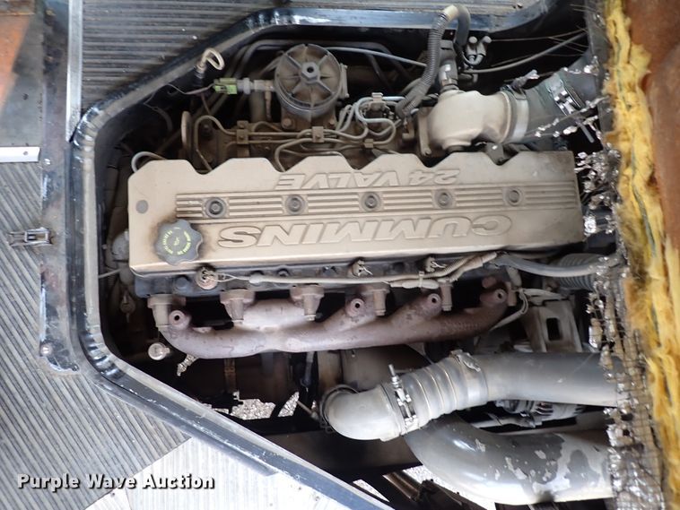 image for item DN1922 2000 Blue Bird TC2000  school bus